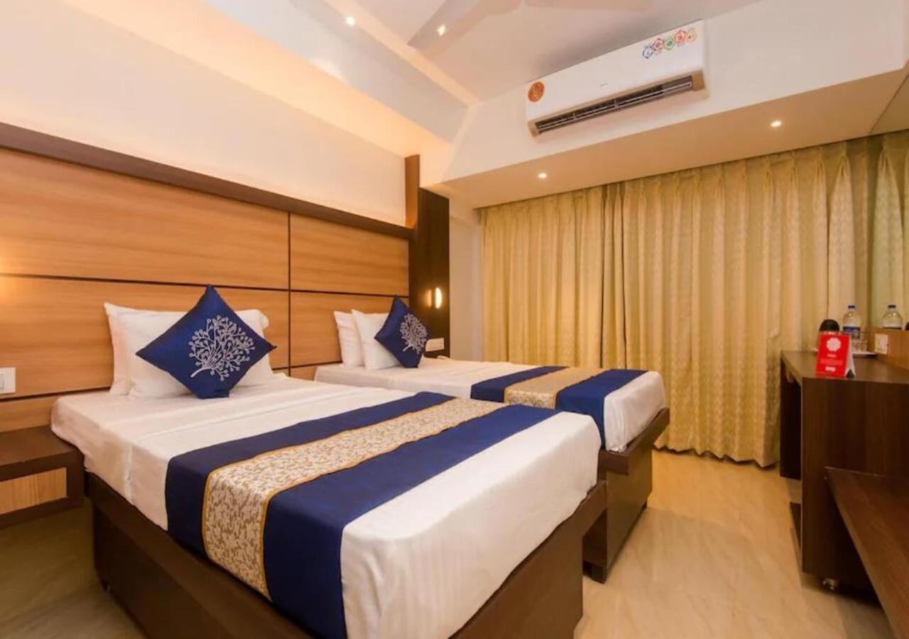 Hotel Mourya Residency Нави Мумбай Екстериор снимка
